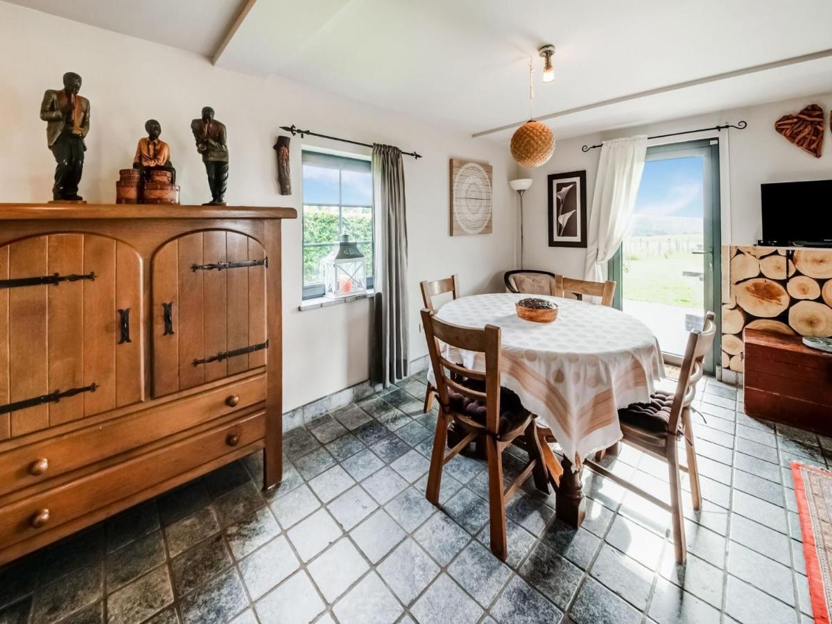 Tranquil Holiday Home In Mont With Bubble Bath מראה חיצוני תמונה