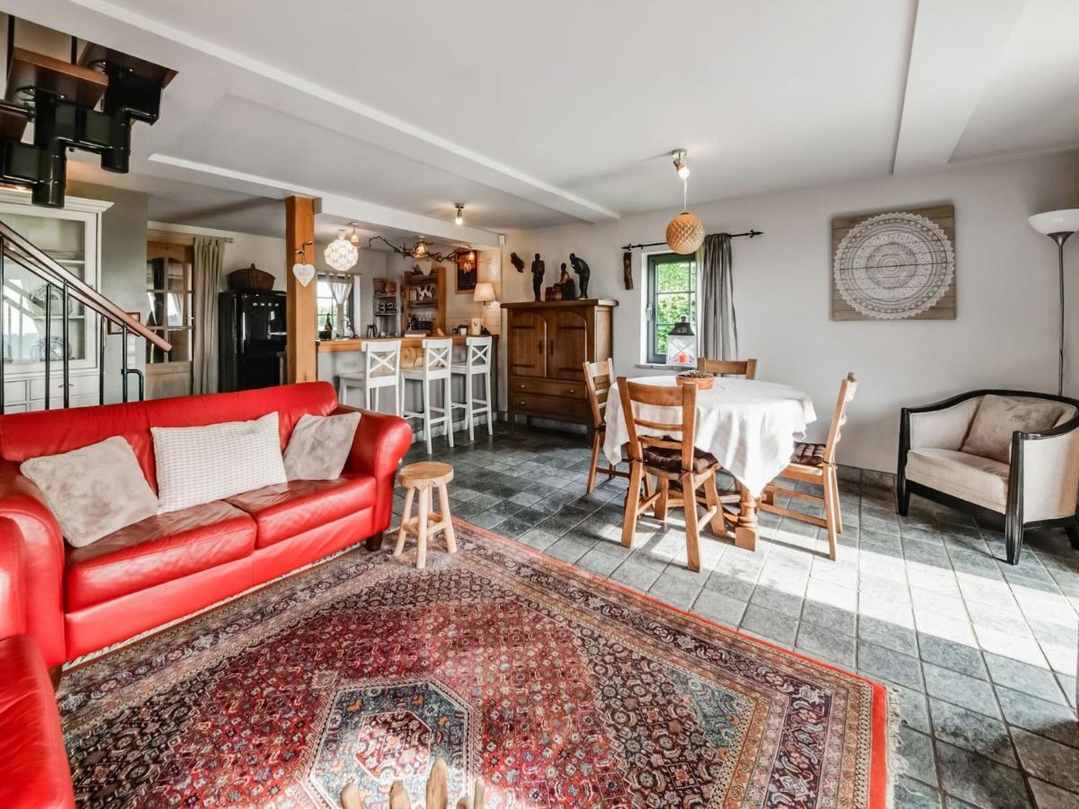 Tranquil Holiday Home In Mont With Bubble Bath מראה חיצוני תמונה